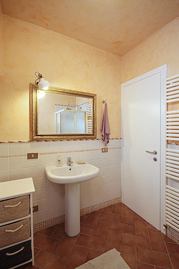 La Villa Degli Ulivi Soiano Del Lago Exterior foto
